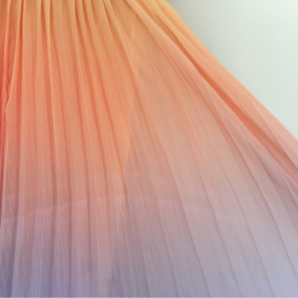 ROCOCO SAND Emi Pleat Maxi Dress Multi L - Picture 9 of 9